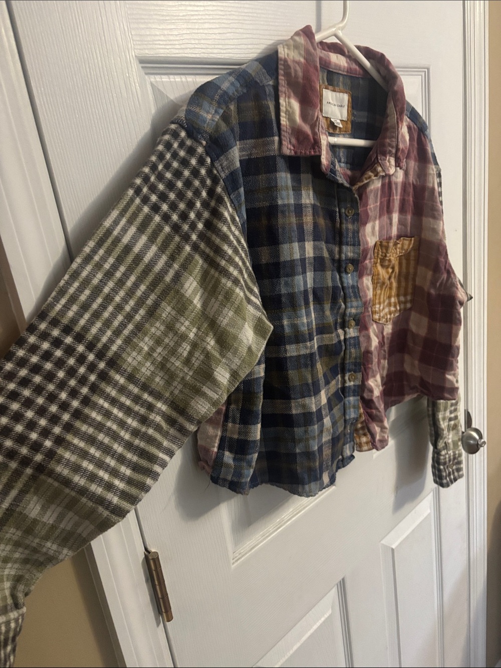 American Eagle Cropped Plaid Flannel Shirt - Navy, Mustard, Mauve, & green. - Picture 4 of 7
